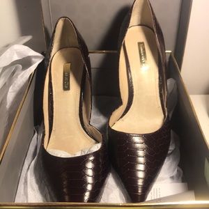 Size 9.5 Louise et Cie woman’s pumps